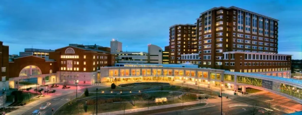 University of Kentucky HealthCare Medical Center（ケンタッキー大学ヘルスケア医療センター）